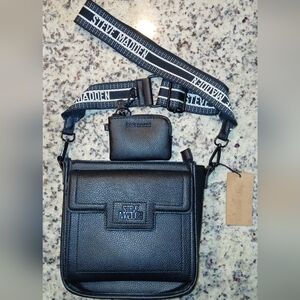 STEVE MADDEN BLACK CROSSBODY BAG